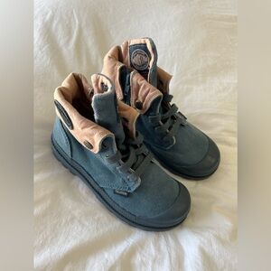 Palladium | Baggy Zipper Orion Blue Salmon Pink Kids Size 13 Boots New
